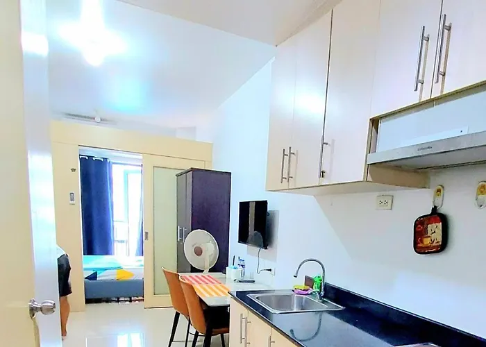Sea Residences By Fernan 5-min Walk To Moa Netflix Fast Wi-fi Pool View